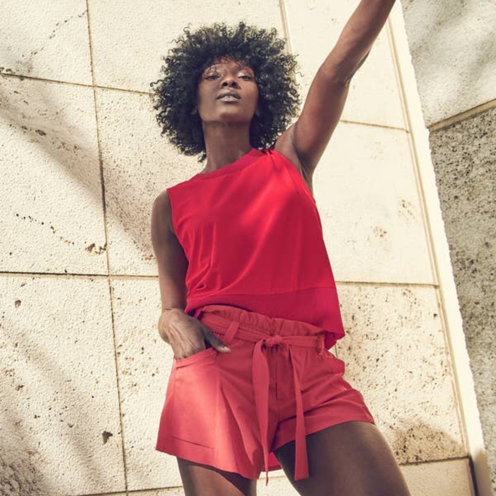 Athleta Skyline Paper Bag Shorts